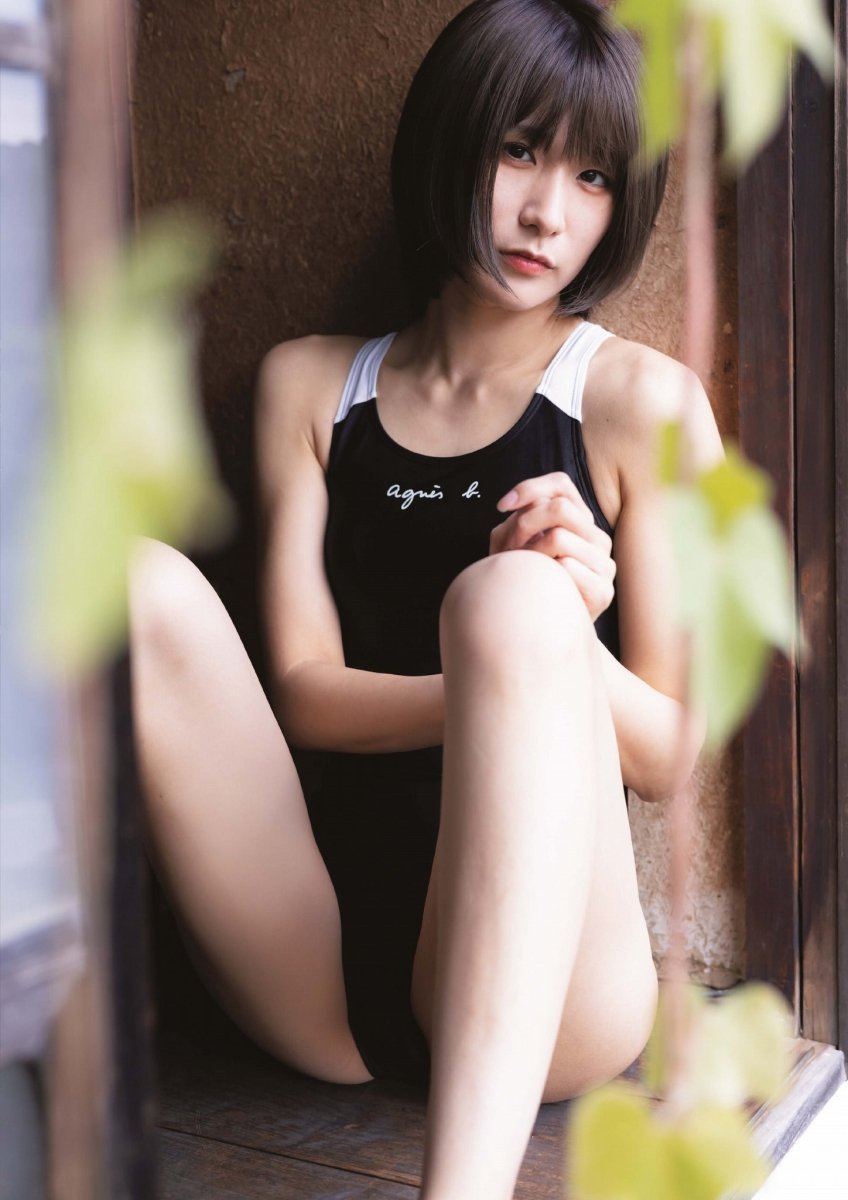 来栖うさこ - 1st写真集 オトナのスク水＆競泳水着 - Cupick.jp