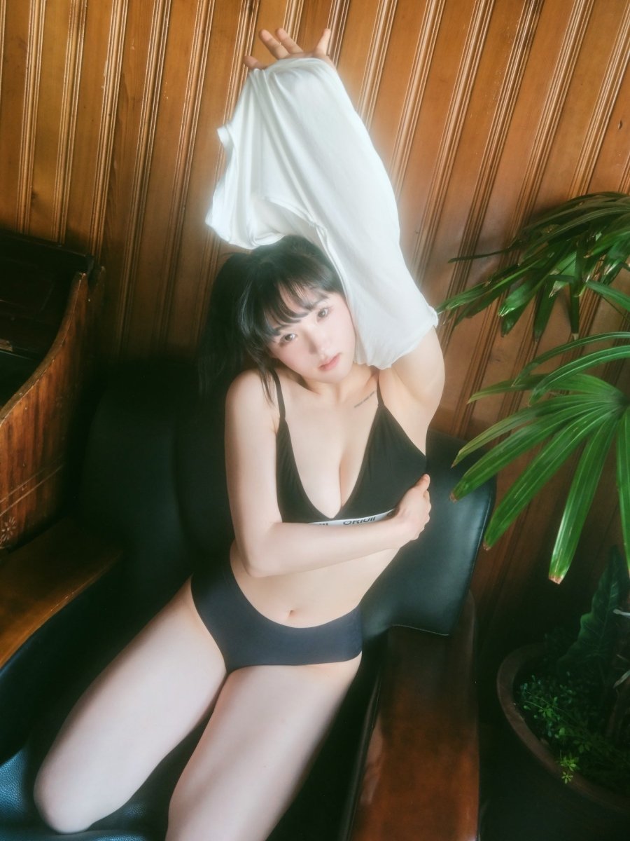 ヒョンドゥン - デジタル写真集 - Cupick.jp